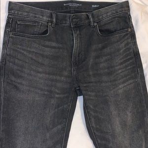 Banana Republic Traveler Men’s Jeans
